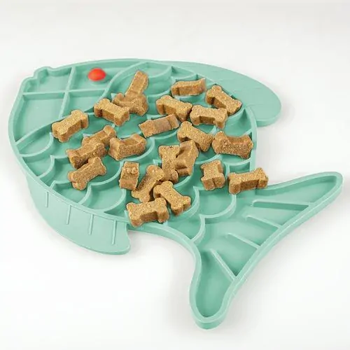 DUVO+ Lízacia podložka pre psov a mačky v tvare ryby 23,5x18,5x0,8cm zelená