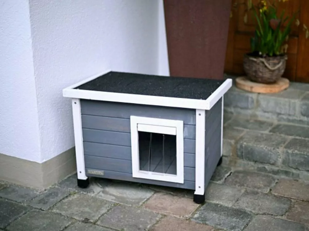 Drevená búda pre mačky KERBL RUSTICA 57 x 45 x 43 cm, šedá