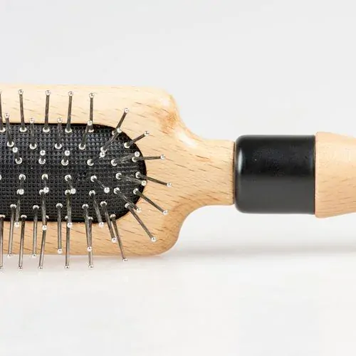 EBI D&D I LOVE HAPPY CATS APRIL špendlíková kefa pre mačky na rozčesávanie srsti 25,5x7x4,5cm