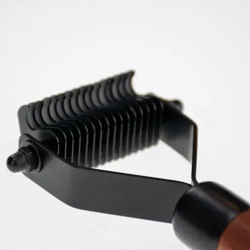 EBI NOIR JAPANDI Zastrihávací hrebeň so 16 čepeľami pre psov 19x6,5x2,5cm