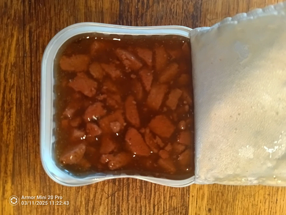 Mäsko v želé pre mačky hydinová 100g