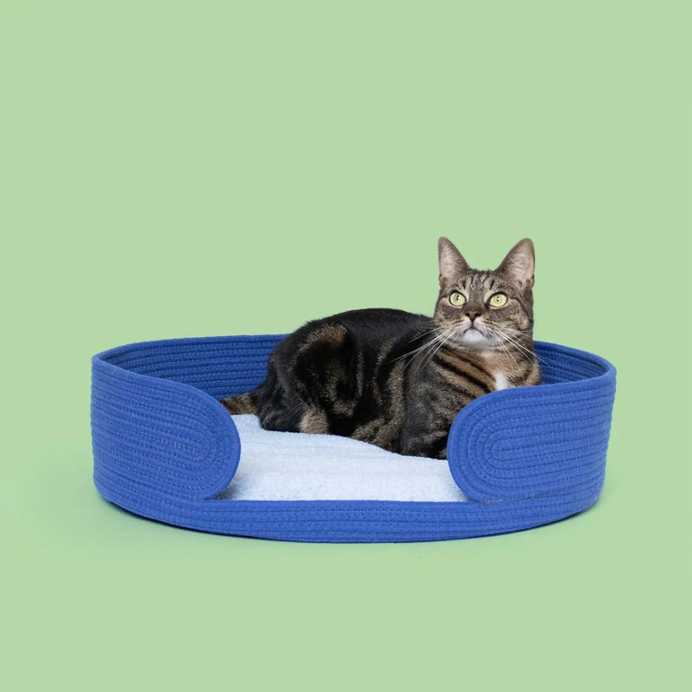 COOCKOO Lazy Lounge Pohodlný košík pre mačky 55x55x12cm modrý