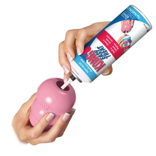 KONG Puppy gumená hračka pre šteňatá XS 5,7x3,6x3,6cm mix farieb